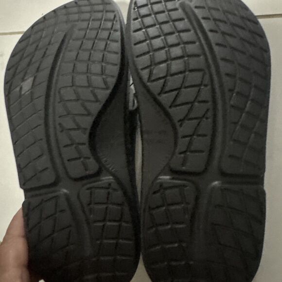 OOFOS OOriginal Recovery Sandal Unisex Men’s 7 Women’s 9 EU 40 BLACK  NWOT